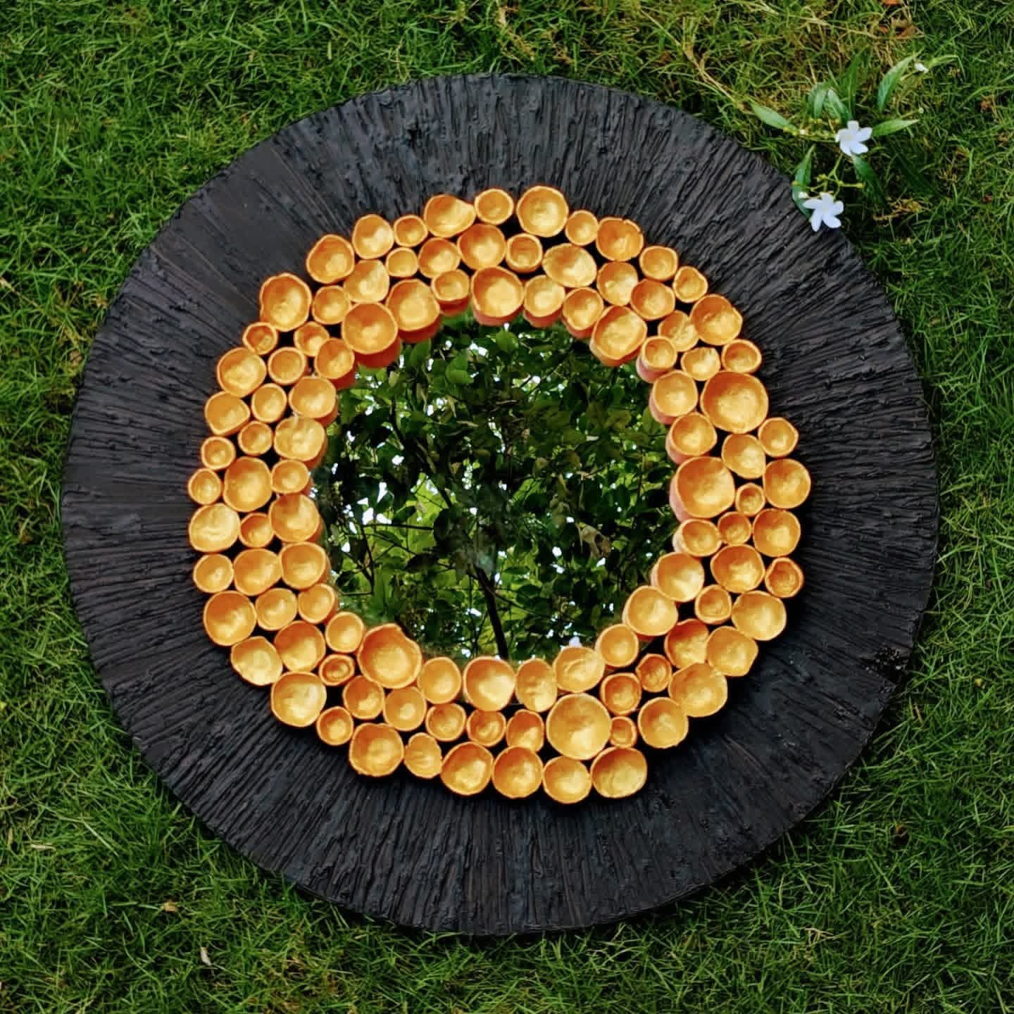 Small Balls Mirror Black Base